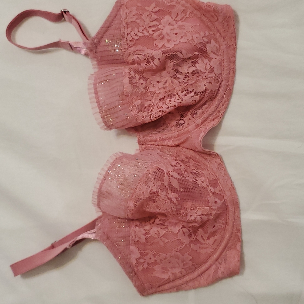 34DDD unlined pink bra
